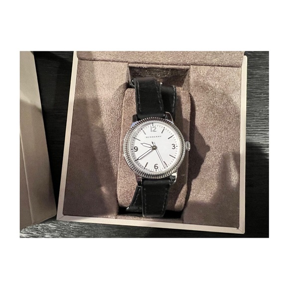 Burberry Black Leather Wrap Watch - Picture 6 of 12